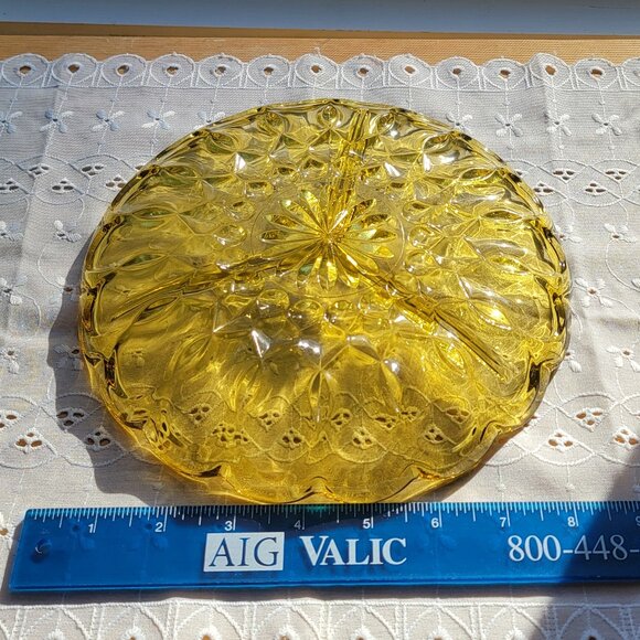 8 1/2" Vintage Anchor Hocking Fairfield Amber/Gold Glass Divided 3-Part Serving - Picture 5 of 6